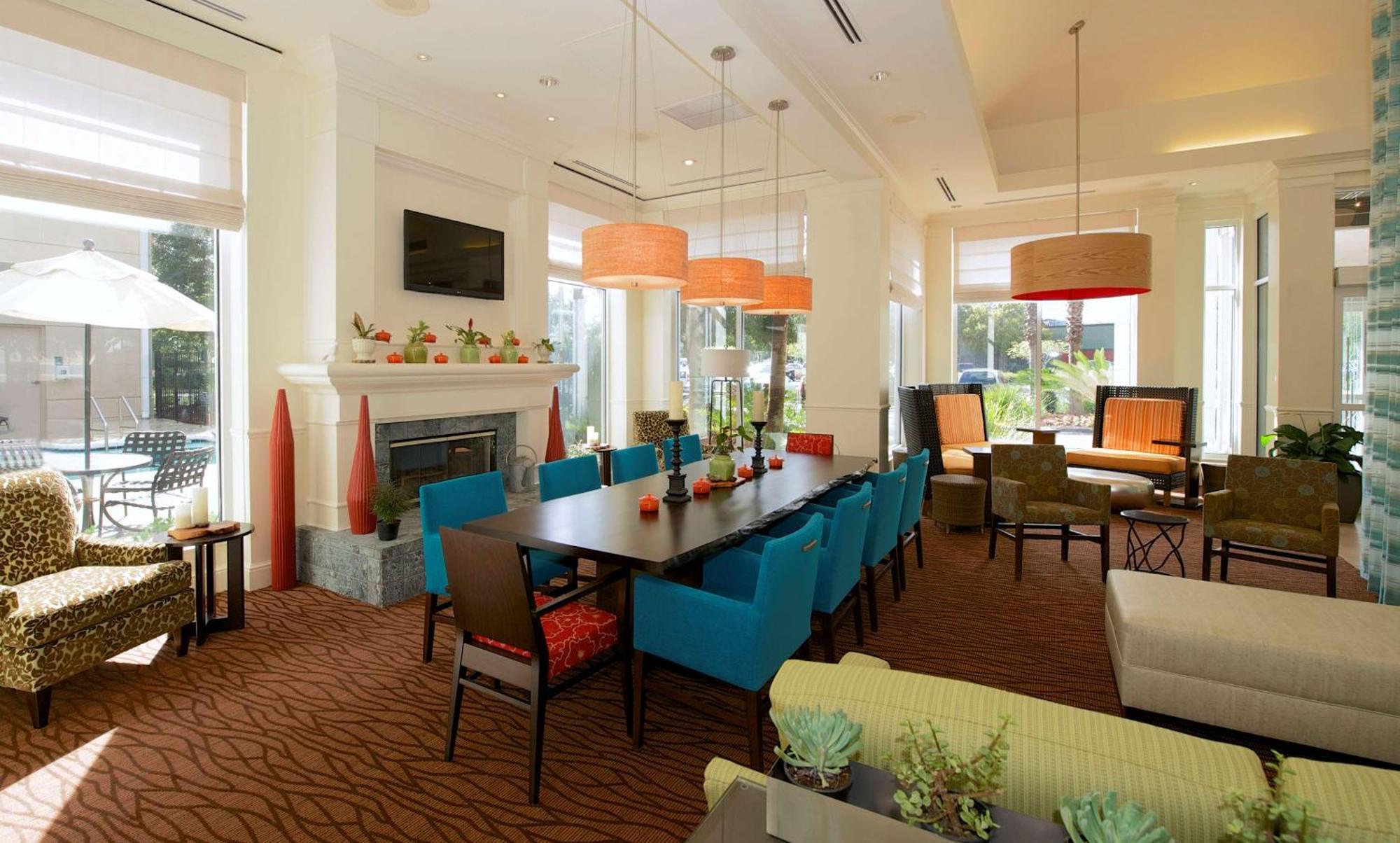 Hilton Garden Inn Jacksonville Jtb/Deerwood Park Экстерьер фото